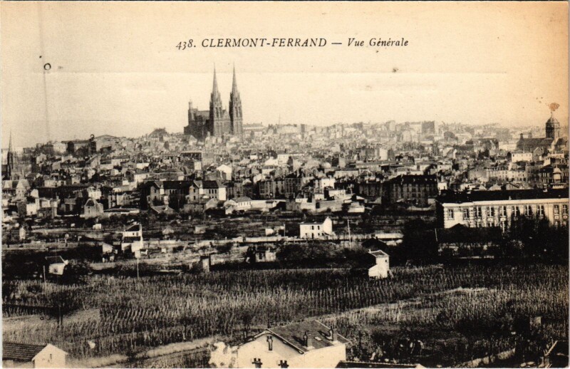 Carte postale ancienne Clermont-Ferrand Vue Generale à Clermont-Ferrand
