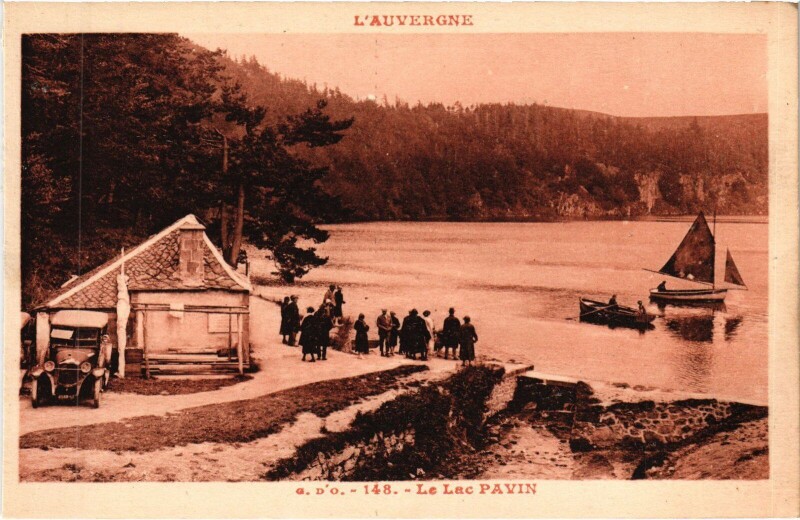 Carte postale ancienne Le Lac Pavin