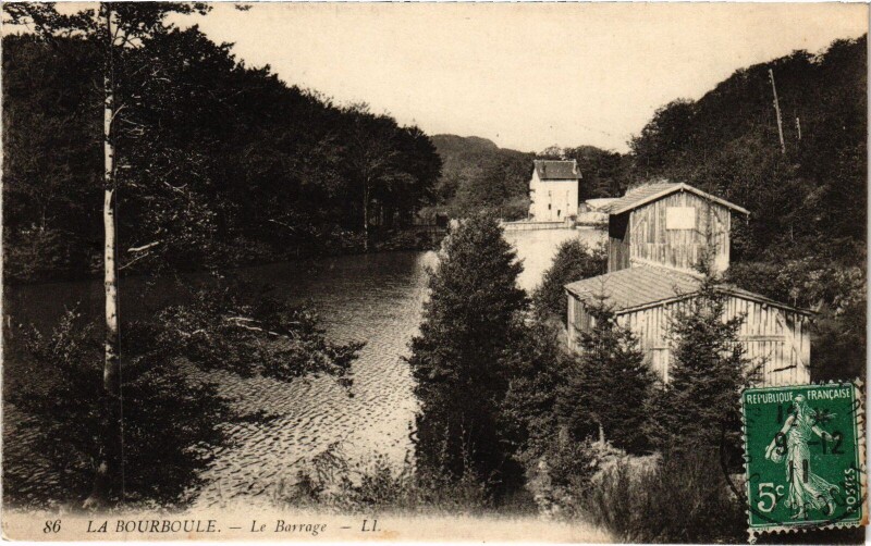 Carte postale ancienne La Bourboule Le Barrage à La Bourboule