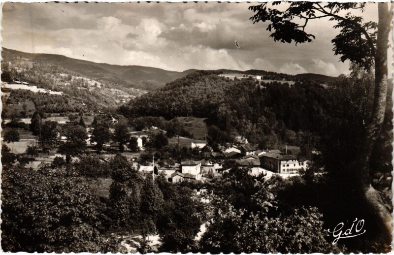 Carte postale ancienne Ambert Amber-Valeyre Env. - Le Livradois - Vallee de Lagat à Ambert