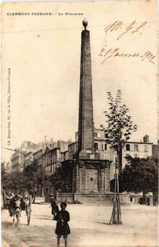 Carte postale ancienne La Pyramide à Clermont-Ferrand