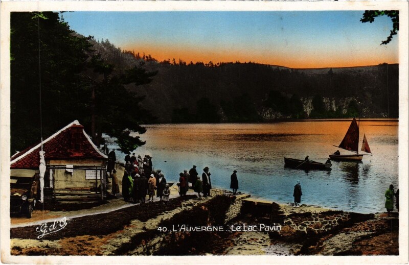 Carte postale ancienne Le Lac Pavin