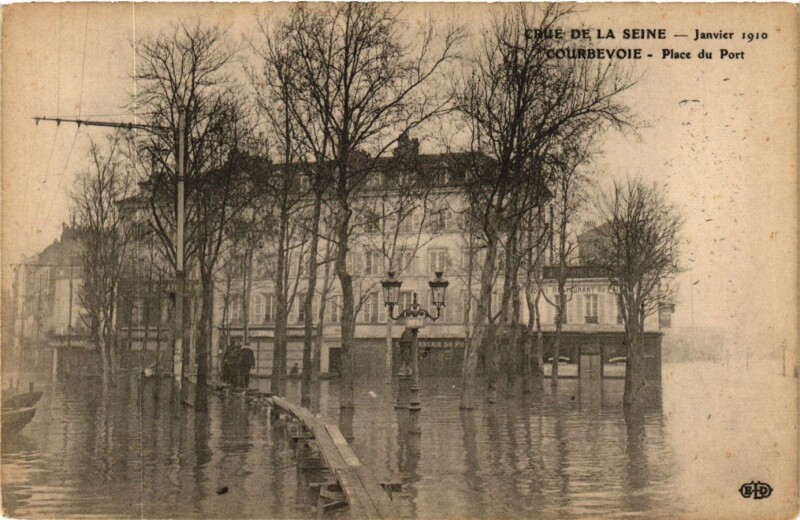 Carte postale ancienne Courbevoie Place du Port à Courbevoie