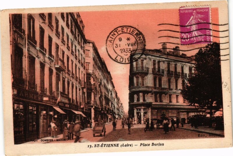 Carte postale ancienne Saint-Etienne - Place Dorian à Saint-Étienne