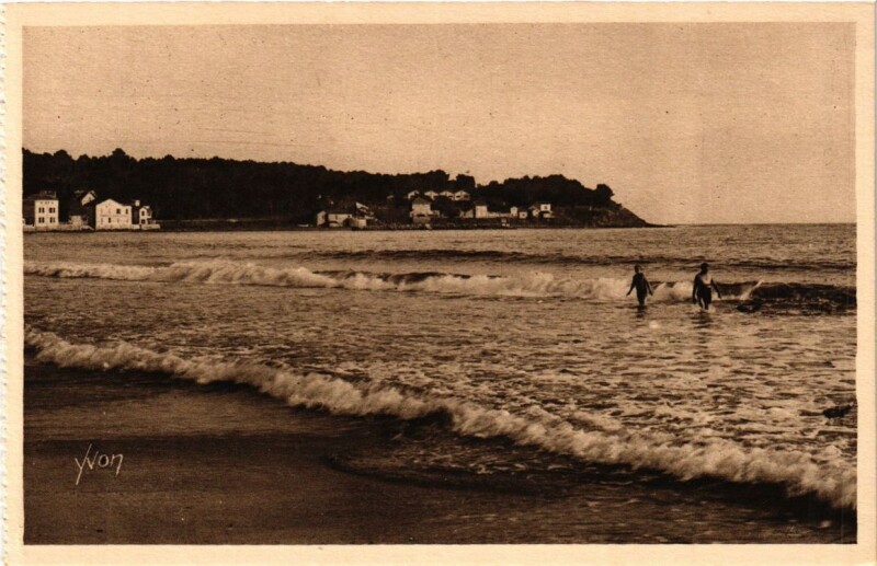 Carte postale ancienne Toulon La Plage des Sablettes à Toulon