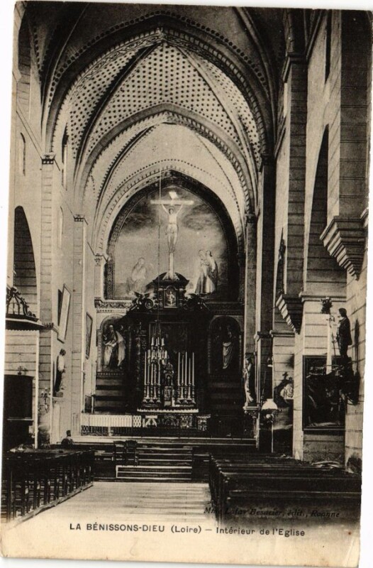 Carte postale ancienne La Benissons-Dieu - Intérieur de l'Eglise