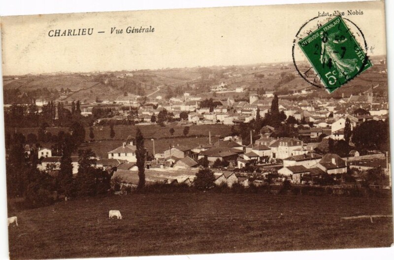 Carte postale ancienne Charlieu - Vue Générale à Charlieu