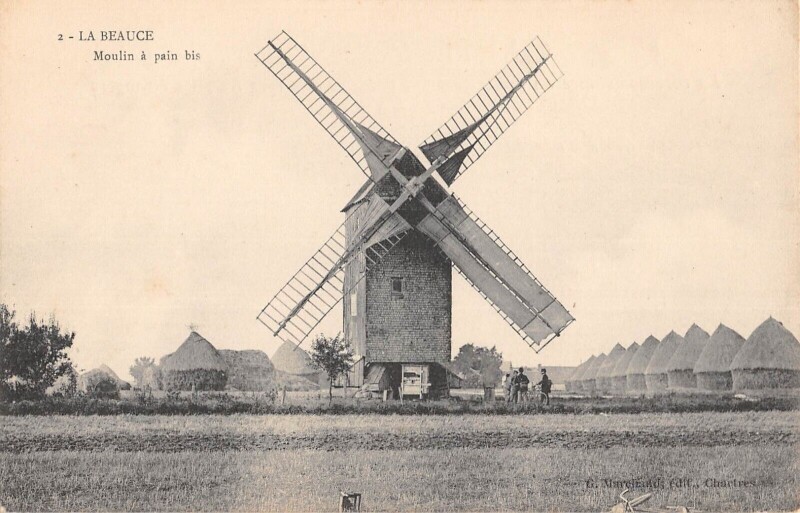 Carte postale ancienne La Beauce Moulin A Pain Bis / Moulin A Vent