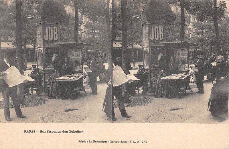Carte postale ancienne Paris - Paris 13e - Sur L'Avenue Des Gobelins - Kiosque A Journaux / à Paris 13e