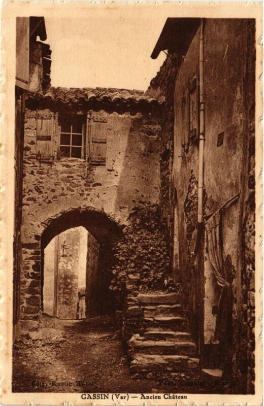 Carte postale ancienne Gassin - Ancien Chateau à Gassin