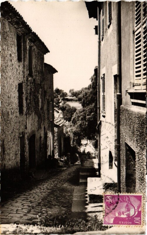 Carte postale ancienne Saint-Paul en Foret - Rue Provencale à Saint-Paul-en-Forêt