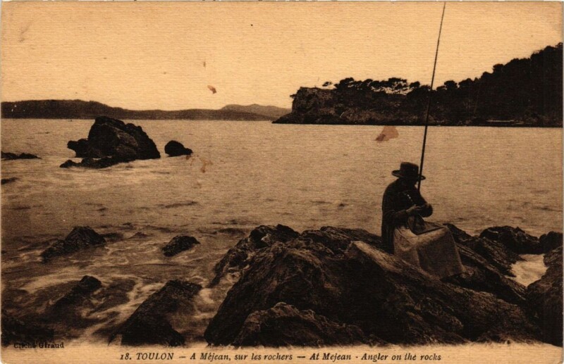 Carte postale ancienne Toulon A Méjean sur les rochers à Toulon