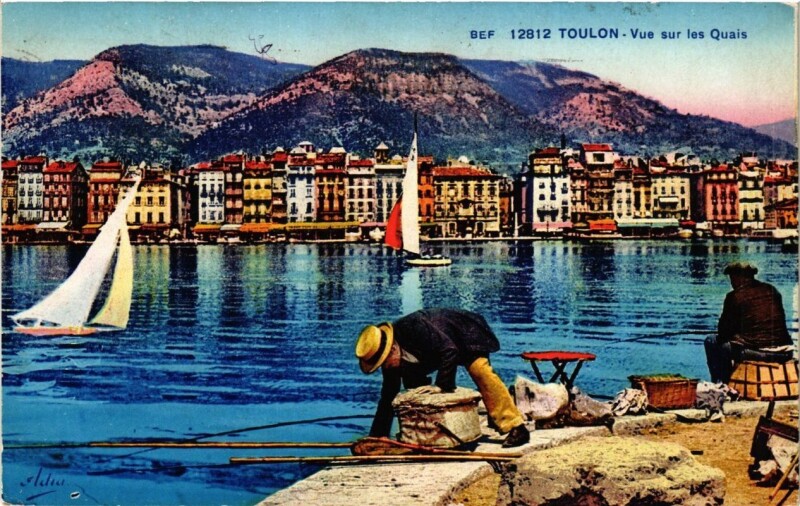 Carte postale ancienne Toulon Vue sur les Quais à Toulon