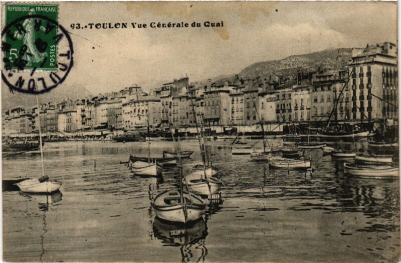 Carte postale ancienne Toulon Vue générale du Quai à Toulon