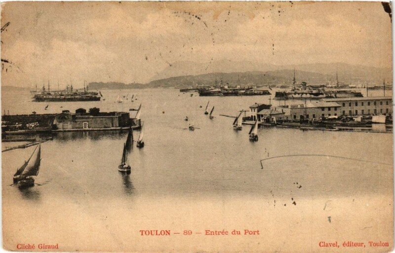 Carte postale ancienne Toulon Entrée du Port à Toulon
