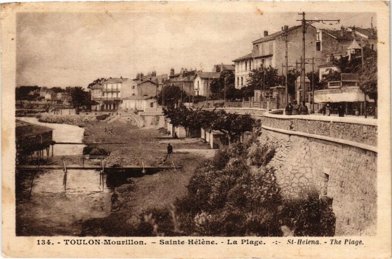Carte postale ancienne Toulon Mourillon-Ste Héléne-La Plage à Toulon
