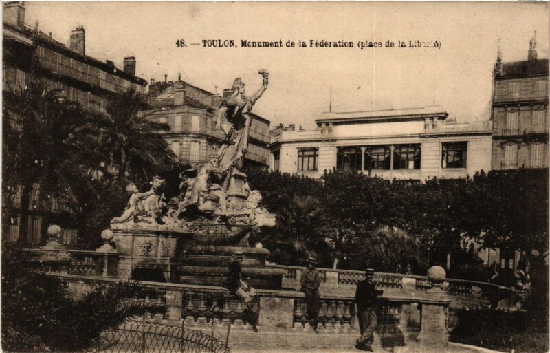Carte postale ancienne Toulon Monument de la Fédération à Toulon