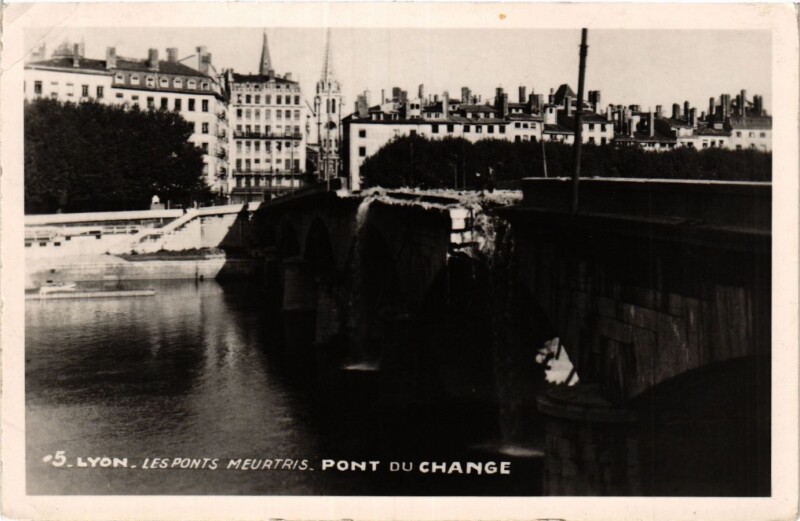 Carte postale ancienne Lyon - Pont du Change à Lyon