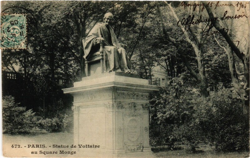 Carte postale ancienne Paris 5e-Statue de Voltaire au Square Monge à Paris 5e