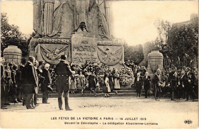 Carte postale ancienne Paris - Les Fetes de la Victoire à Paris