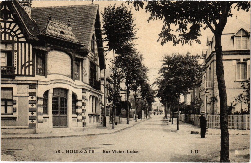 Carte postale ancienne Houlgate Rue Victor-Leduc à Houlgate