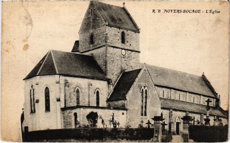 Carte postale ancienne Noyers-Bocage L'Eglise
