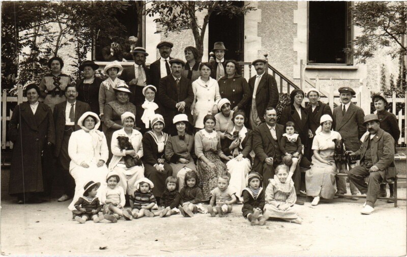 Carte postale ancienne Ouistreham Riva-Bella - People à Ouistreham