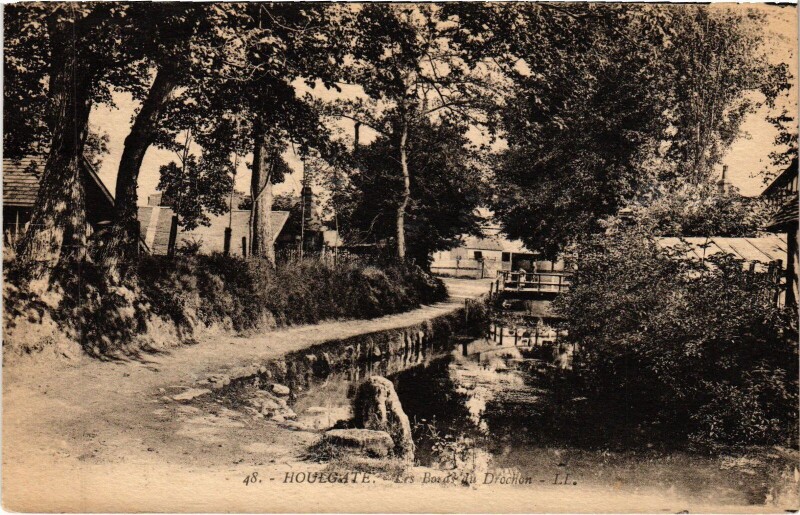 Carte postale ancienne Houlgate Les Bords du Drochon à Houlgate