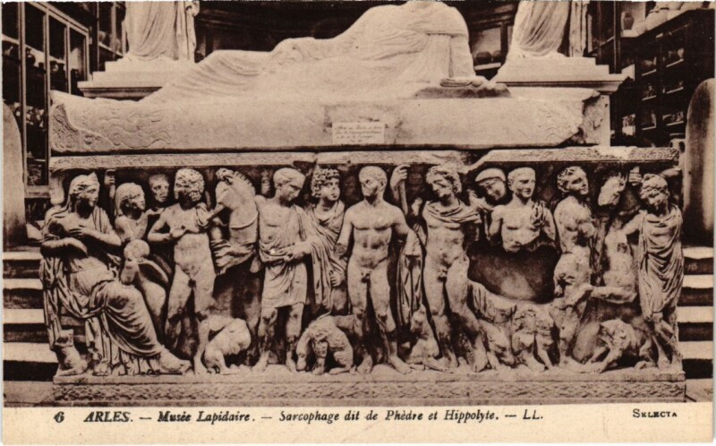 Carte postale ancienne Arles Musee Lapidaire - Amphore dit de Phedre et Hippolyte à Arles