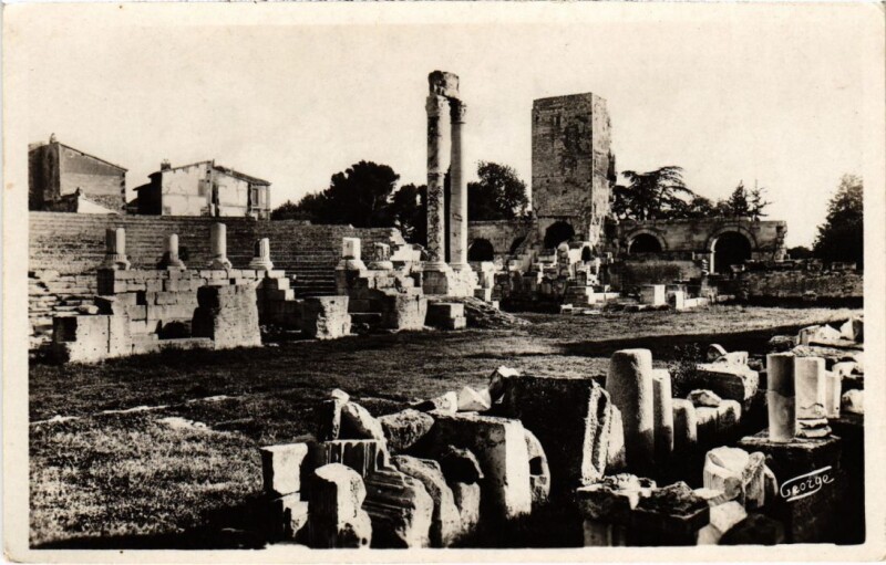 Carte postale ancienne Aix-en-Provence Theatre Antique à Aix-en-Provence