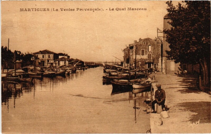 Carte postale ancienne Martigues Le Quai Marceau à Martigues