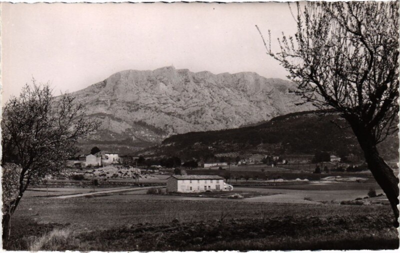 Carte postale ancienne Aix-en-Provence Env. - Montagne Sainte-Victoire à Aix-en-Provence