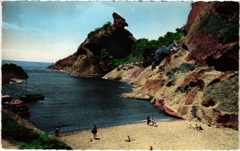 Carte postale ancienne La Ciotat La Plage de Figuerolles - Le Bec de l'Aigle à La Ciotat