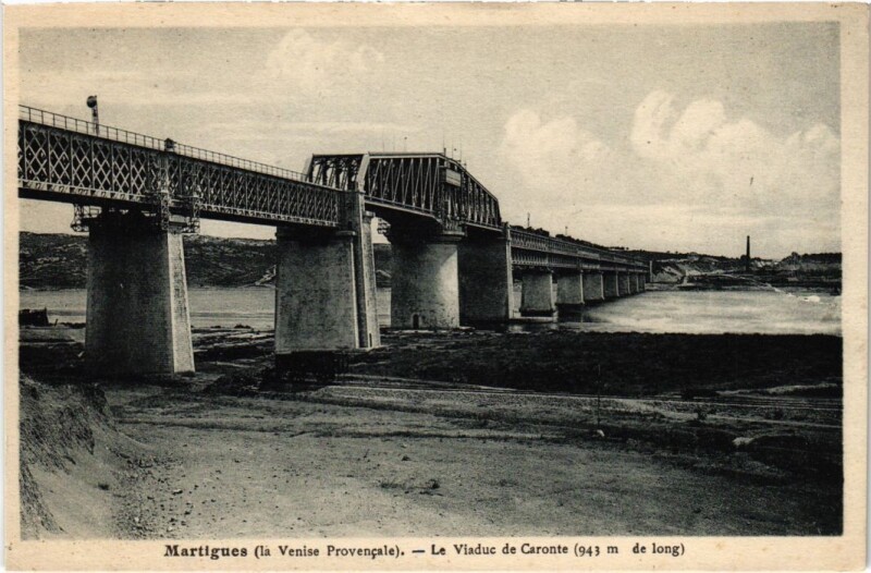 Carte postale ancienne Martigues Le Viaduc de Caronte à Martigues