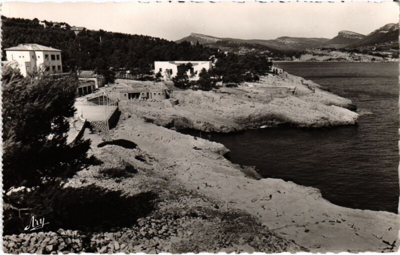 Carte postale ancienne Cassis La Plage Bleue à Cassis