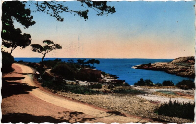 Carte postale ancienne Sausset-les-Pins Calanque du Petit Nid à Sausset-les-Pins