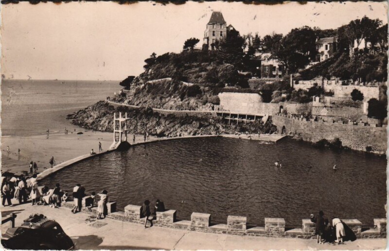 Carte postale ancienne Dinard La Piscine et Pointe du Malouine à Dinard