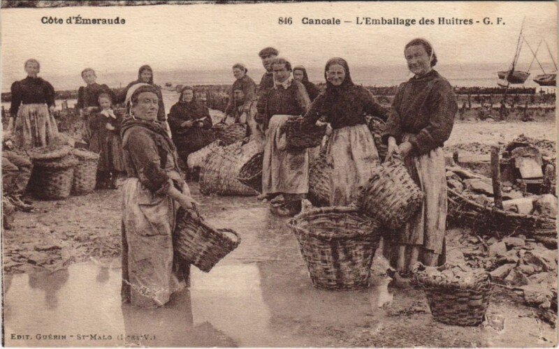 Carte postale ancienne Cancale - L'Emballage des Huitres à Cancale