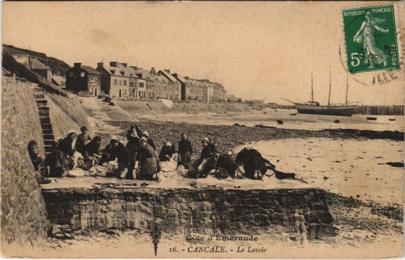Carte postale ancienne Cancale Le Lavoir à Cancale