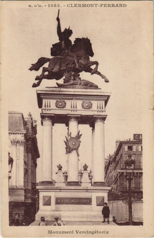 Carte postale ancienne Clermont Ferrand Statue de Vercingetorix à Clermont-Ferrand