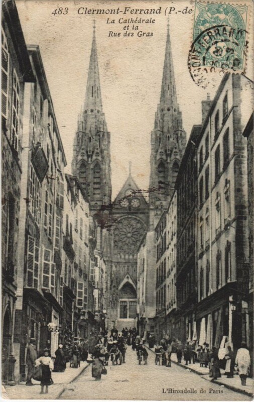 Carte postale ancienne Clermont Ferrand La Cathedrale et rue des Gras à Clermont-Ferrand