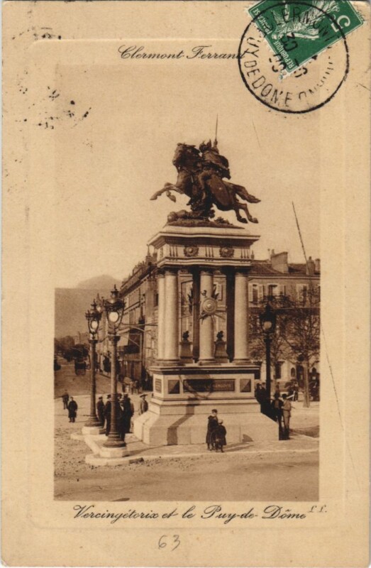 Carte postale ancienne Clermont Ferrand Statue de Vercingetorix à Clermont-Ferrand