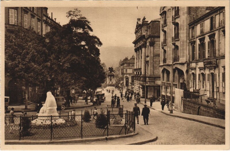 Carte postale ancienne Clermont Ferrand Boulevard Desaix à Clermont-Ferrand