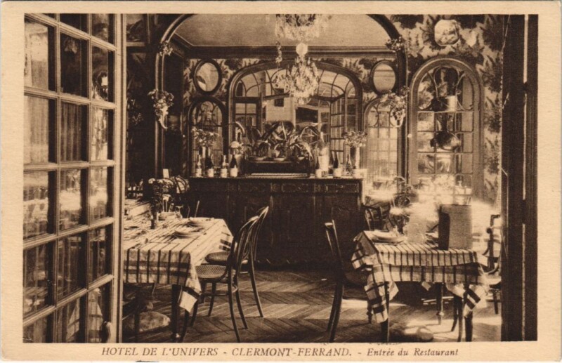 Carte postale ancienne Clermont Ferrand hotel de l'Univers, restaurant à Clermont-Ferrand