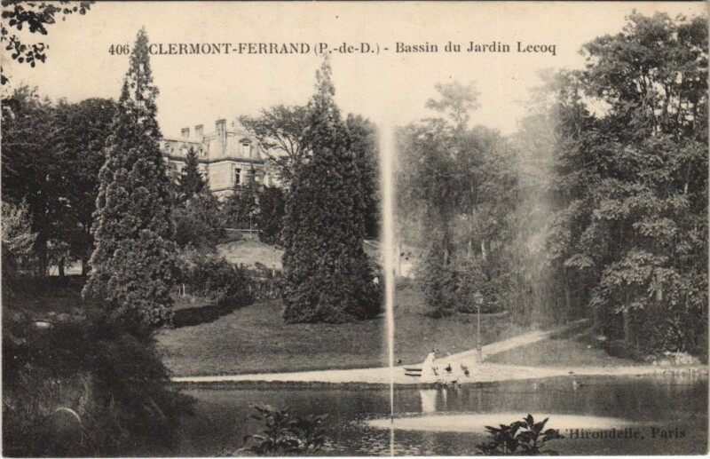 Carte postale ancienne Clermont Ferrand Bassin du Jardin Lecoq à Clermont-Ferrand