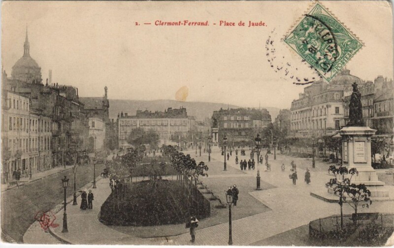 Carte postale ancienne Clermont Ferrand Place de Jaude à Clermont-Ferrand