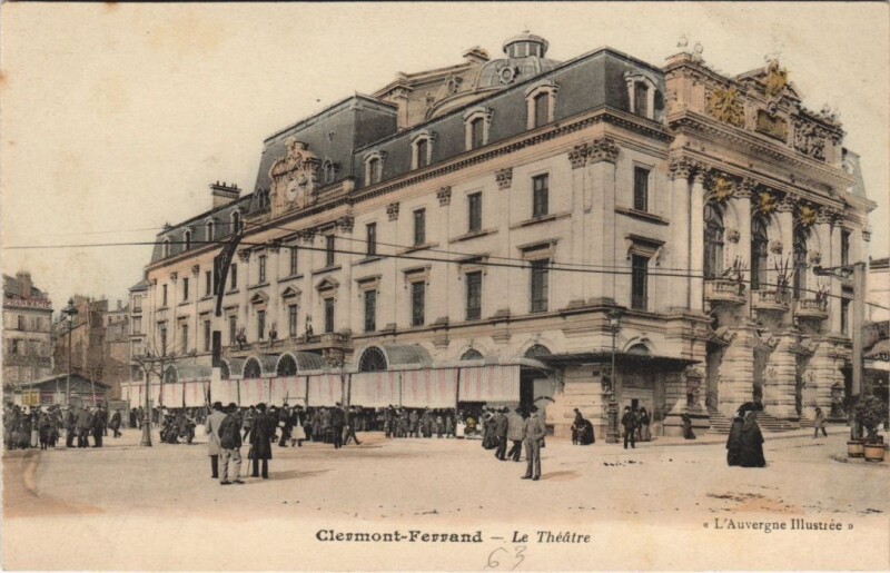 Carte postale ancienne Clermont Ferrand Le Theatre à Clermont-Ferrand
