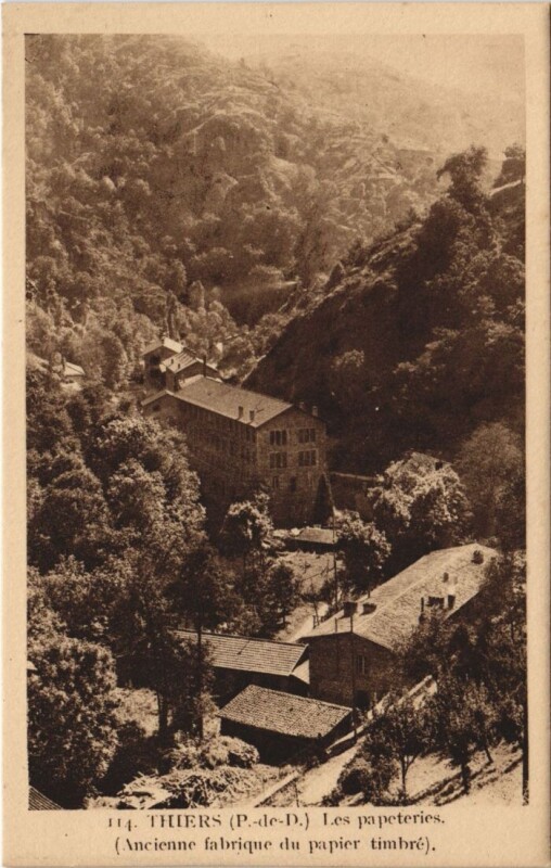 Carte postale ancienne Thiers les papeteries à Thiers