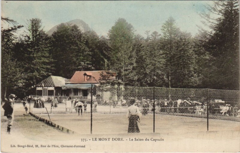 Carte postale ancienne Le Mont Dore Le Salon du Capucin à Mont-Dore