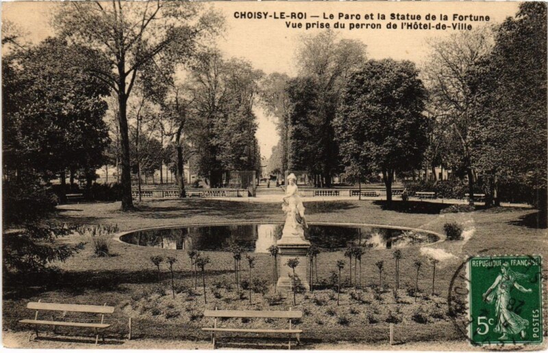 Carte postale ancienne Choisy le Roi Le parc-Statue de la Fortune France à Choisy-le-Roi